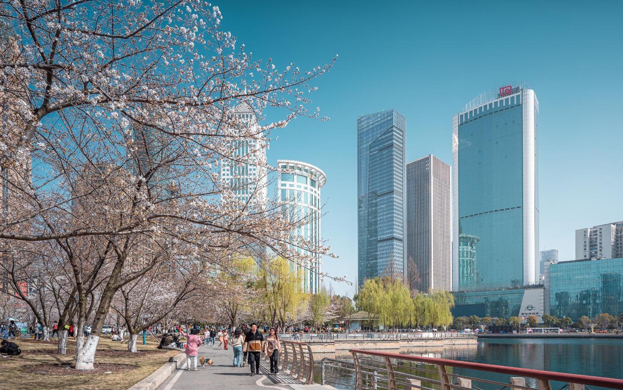 Wuhan Jin Jiang International Hotel Buitenkant foto