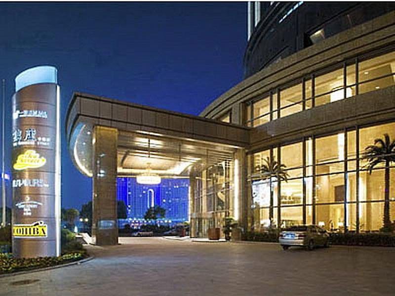 Wuhan Jin Jiang International Hotel Buitenkant foto